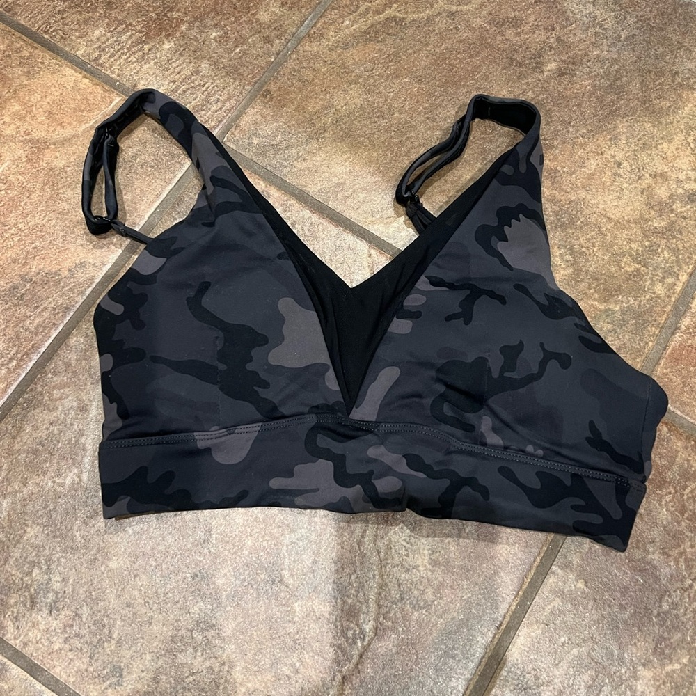 Zyia Active Black Forest Camo with Mesh Adjustable Sports Bra Small